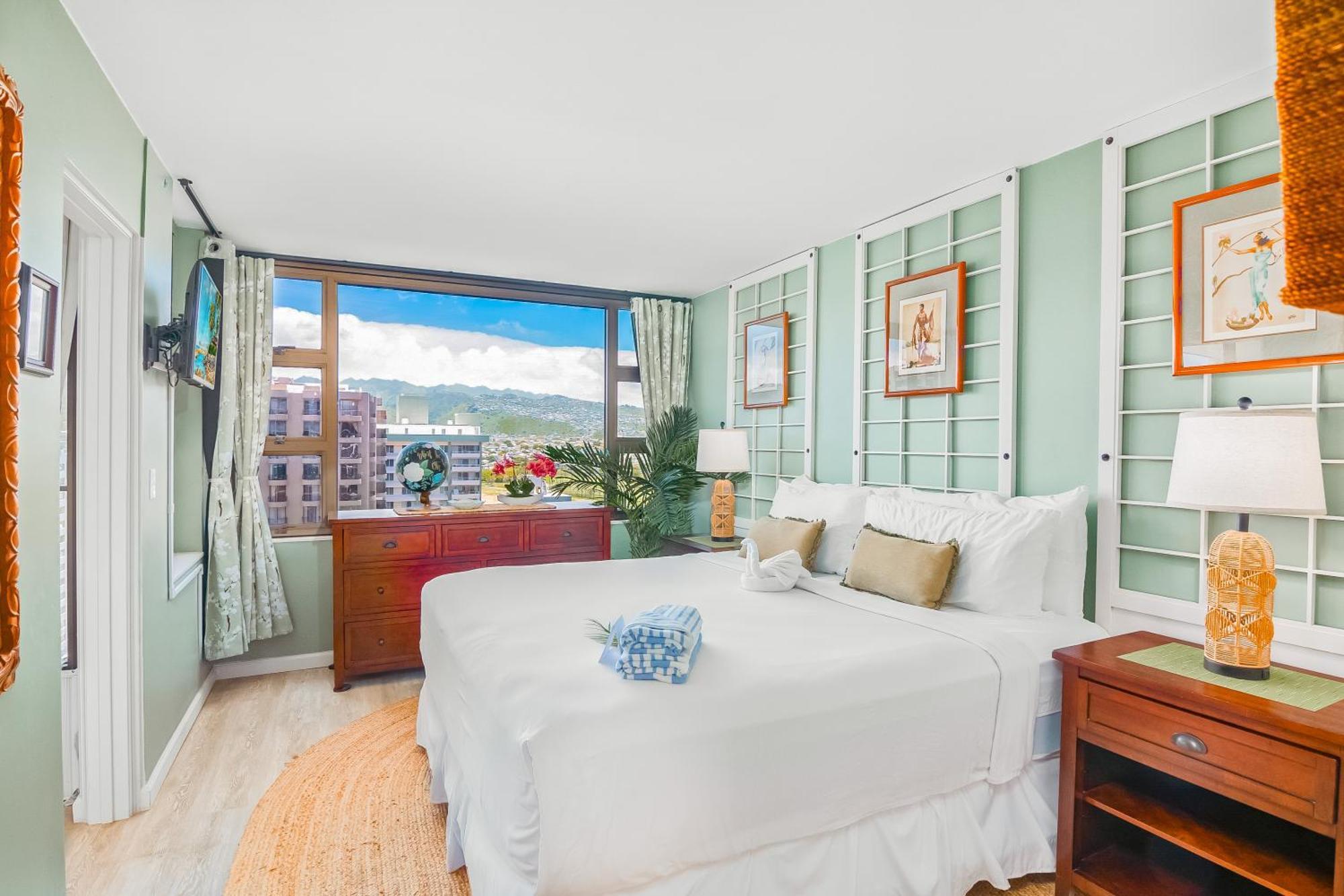 Mountain View W/ King-size Bed, Free Parking Appartement